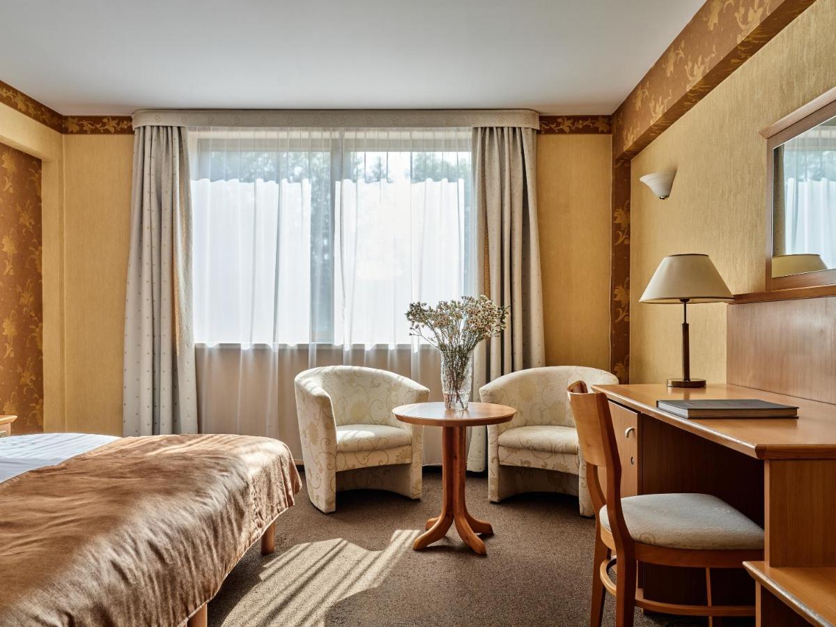Hotel Great Polonia Krakow Airport - Ex Hotel Witek Modlniczka ภายนอก รูปภาพ