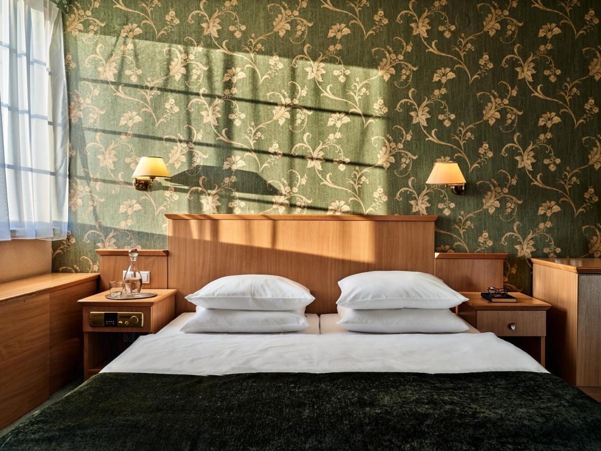 Hotel Great Polonia Krakow Airport - Ex Hotel Witek Modlniczka ภายนอก รูปภาพ
